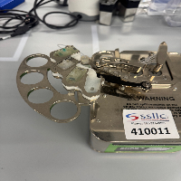 Formulatrix Mantis Microfluidic Liquid Dispenser image 2
